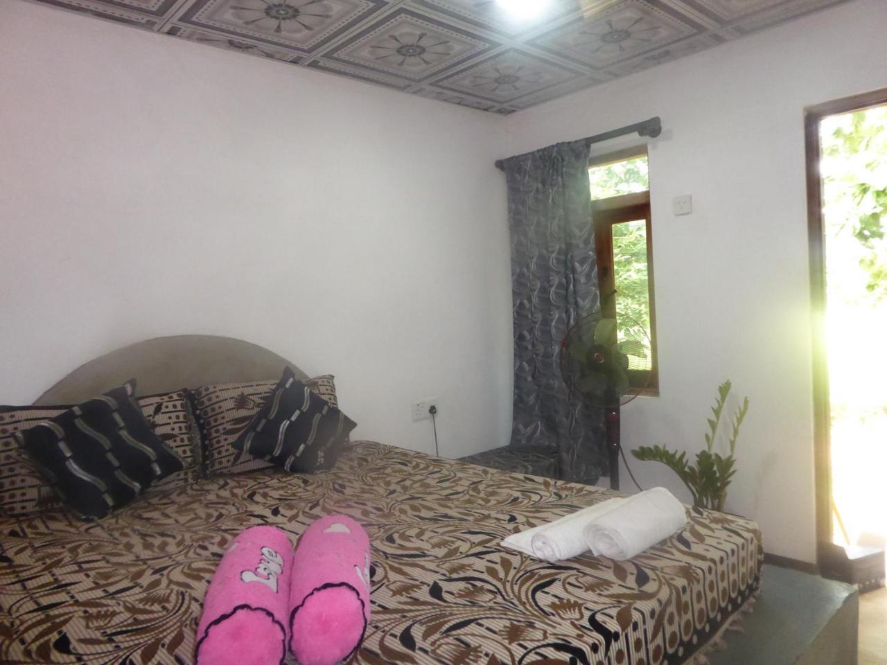 Angry Birds Homestay Habarana Exterior photo